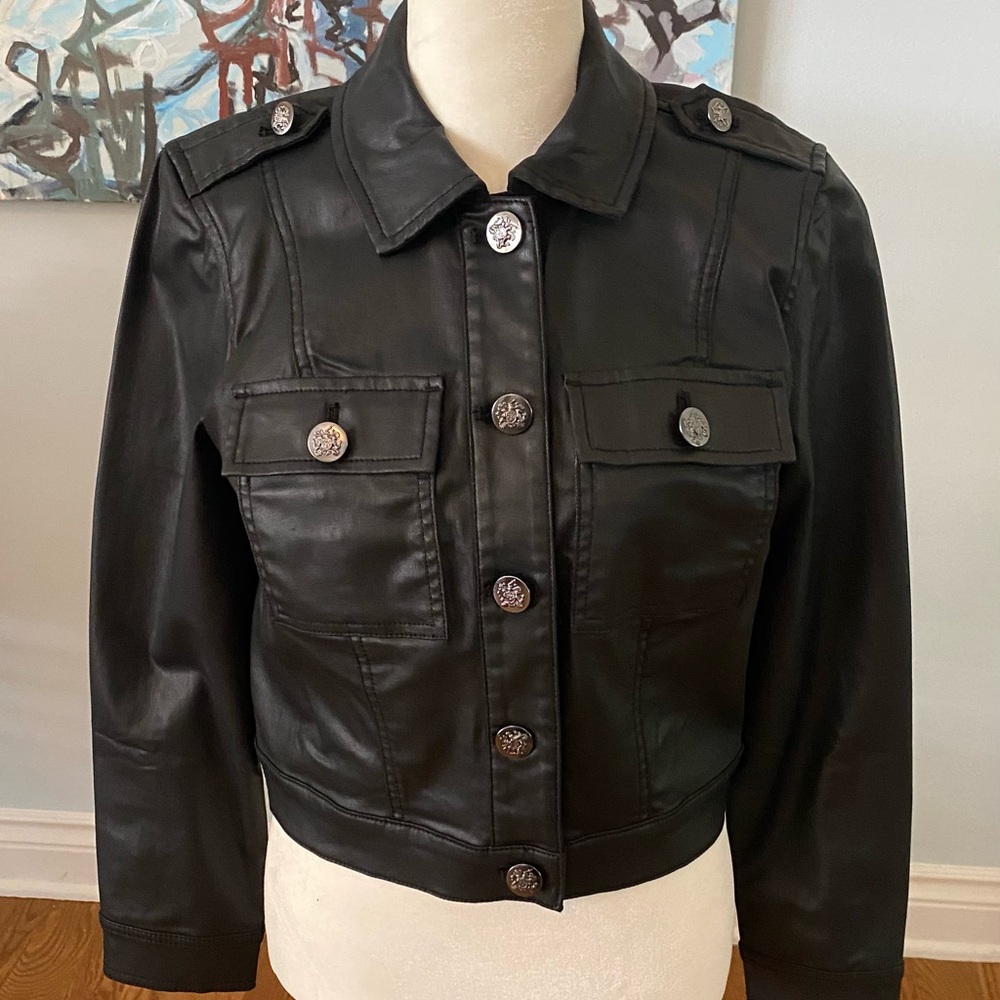 New! Women's Petite White House Black Market cropped black faux leather jacket